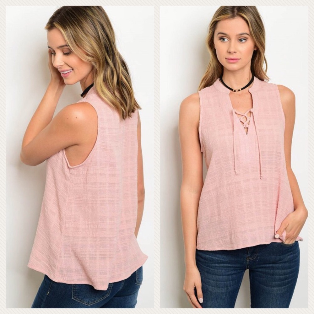 ❤️4/$20 Sale!! Pink Sleeveless Lace U